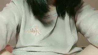 自拍无码精品在线观看-深谷で田植えをする稲作農家の巨乳嫁 観月しおり的的!